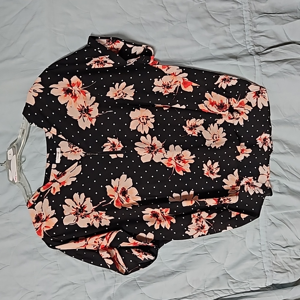 Maurices zipper front blouse